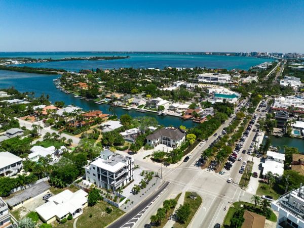 Lido Key Vacation Home Elevator Gulf Views