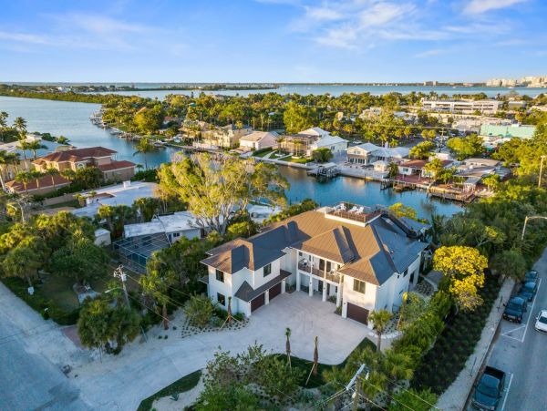Lido Key Vacation Home Elevator Gulf Views