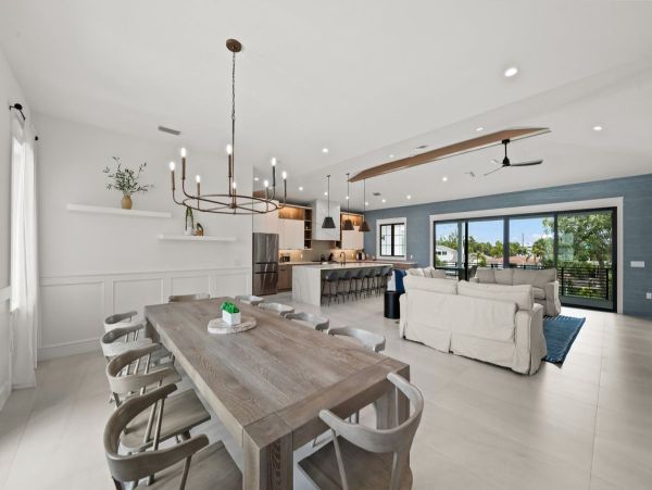 Lido Key Vacation Home Elevator Gulf Views