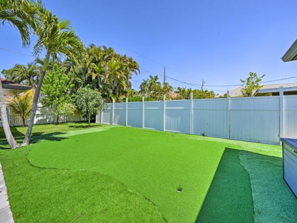 Modern Four Bedroom Home in Naples Sleeps 14