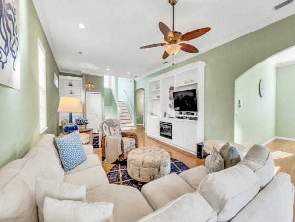 Anna Maria Island Vacation Pool Home Three Bedrooms Sleeps 8