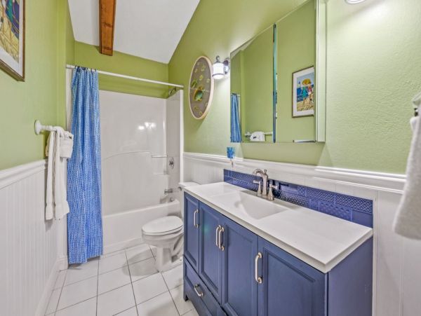 Gorgeous Anna Maria Vacation Cottage with Private Pool