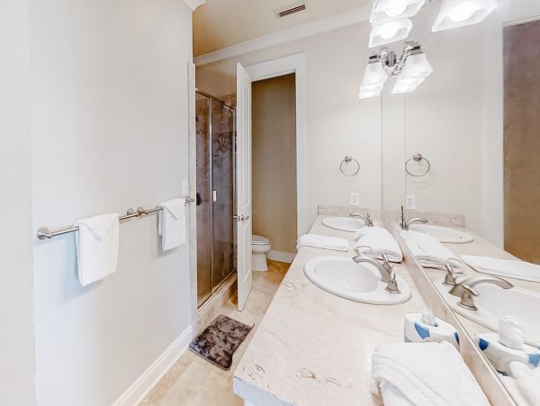 Gulf Front Twelve Bedroom Vacation Home in Orange Beach