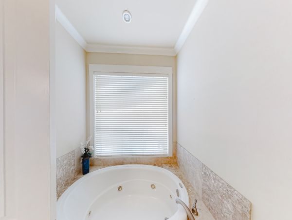 Gulf Front Twelve Bedroom Vacation Home in Orange Beach