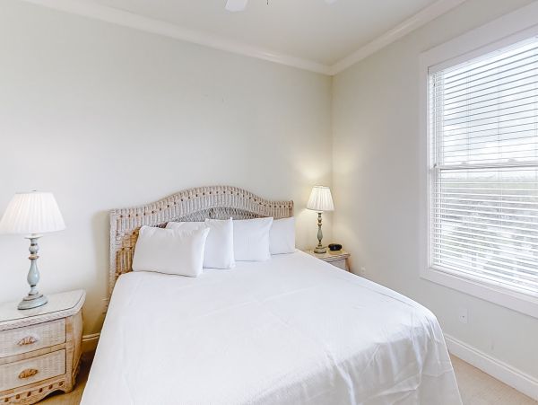Gulf Front Twelve Bedroom Vacation Home in Orange Beach