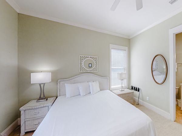 Gulf Front Twelve Bedroom Vacation Home in Orange Beach