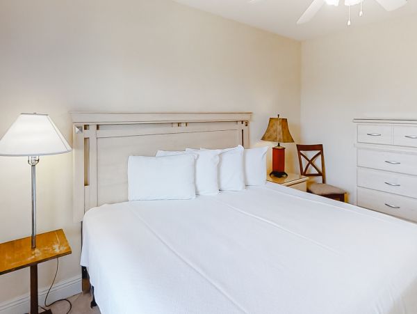 Gulf Front Twelve Bedroom Vacation Home in Orange Beach