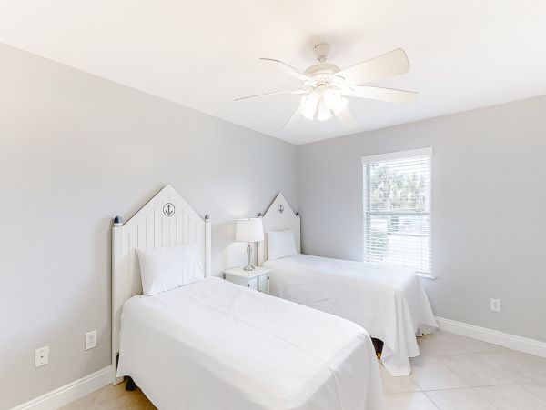 Gulf Front Twelve Bedroom Vacation Home in Orange Beach