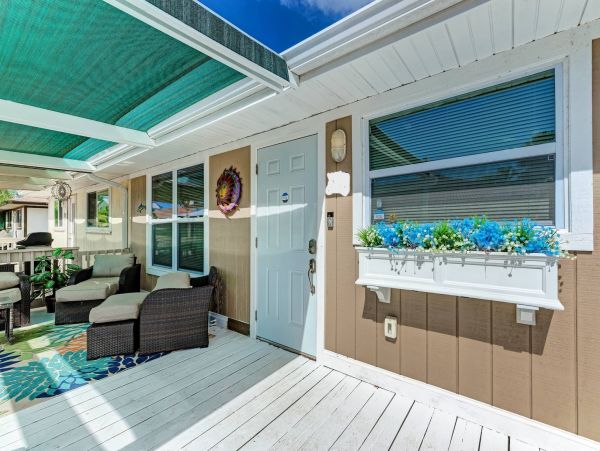 Holmes Beach Vacation Condo Two Bedrooms Walk To Beach