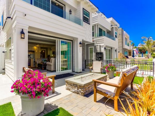 San Diego Three Bedroom Home Walk to Bay & Beach Sleeps 6