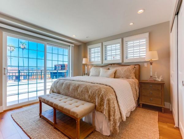 San Diego Three Bedroom Home Walk to Bay & Beach Sleeps 6