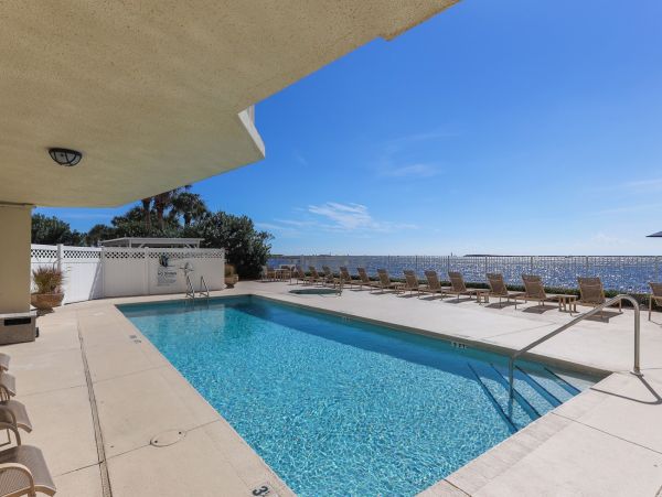 Destin Vacation Condo Three Bedroom