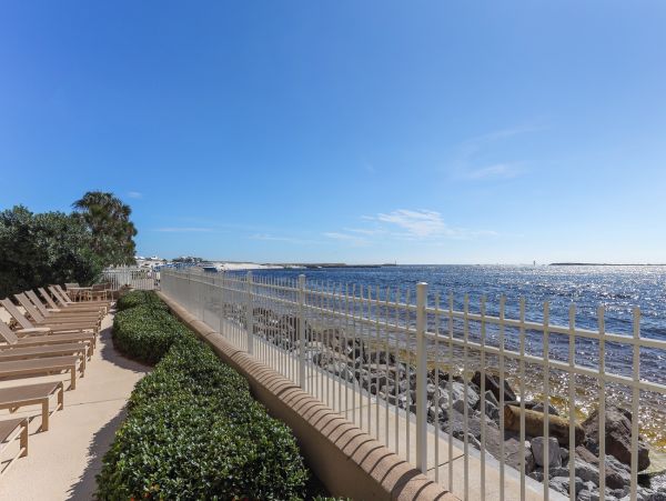 Destin Vacation Condo Three Bedroom