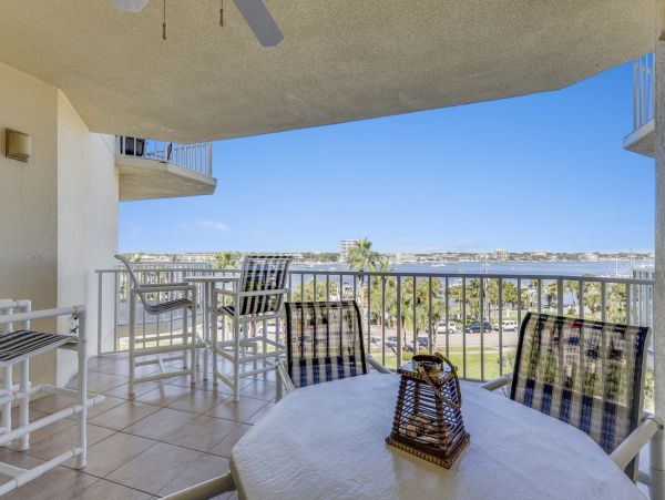 Destin Vacation Condo Three Bedroom