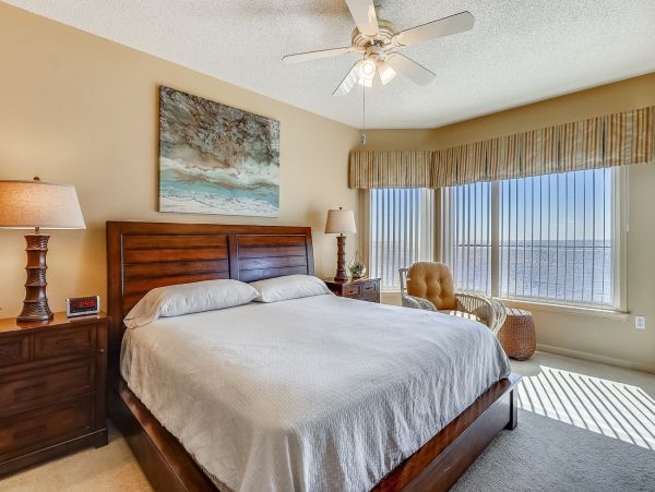 Destin Vacation Condo Three Bedroom