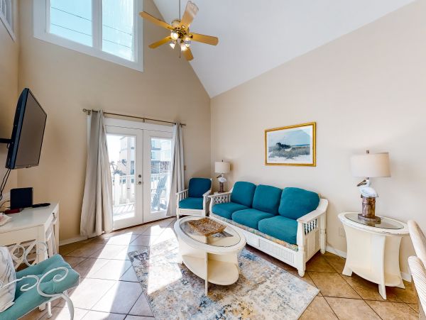 Dog friendly 4 bedroom house with private pool