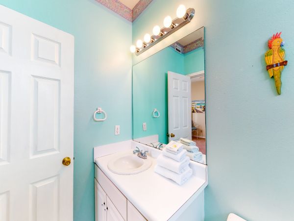 Dog friendly 4 bedroom house with private pool