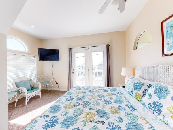 Dog friendly 4 bedroom house with private pool