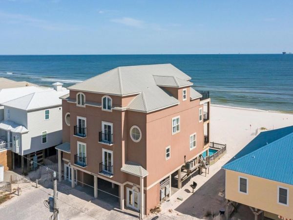 Stunning Beachfront Vacation Six Bedroom Rental