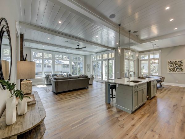 Hilton Head Seven Bedroom Pool Home Sleeps 23 Walk To Beach