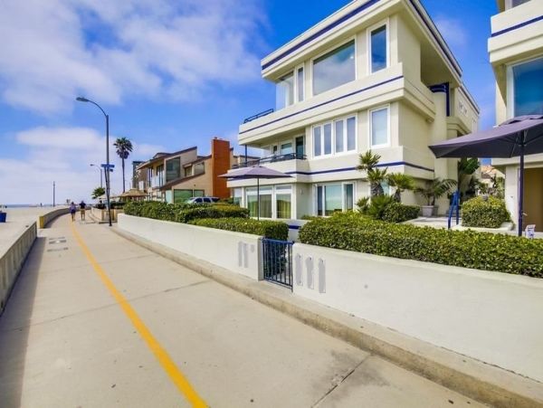 Ocean Views Mission Beach Vacation Condo Three Bedrooms