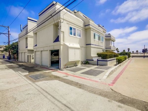 Ocean Views Mission Beach Vacation Condo Three Bedrooms