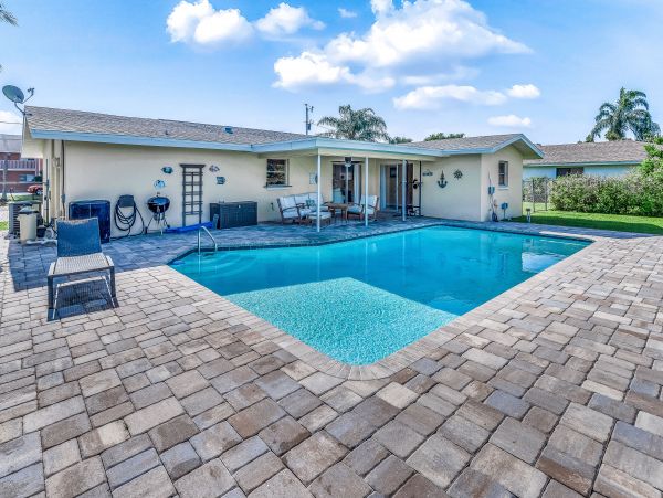 Cape Coral Home 1009703