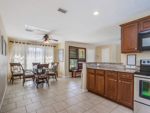 Cape Coral Home 1009703