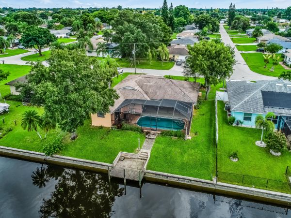 Four Bedroom Canalfront Home with Private Pool in Cape Coral
