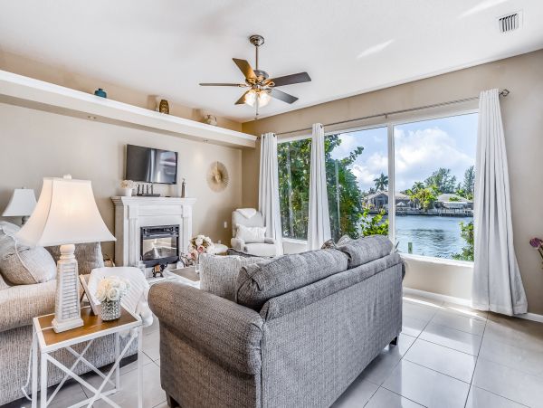 Cape Coral Home 1009706
