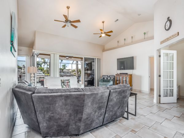 Cape Coral Home 1009707
