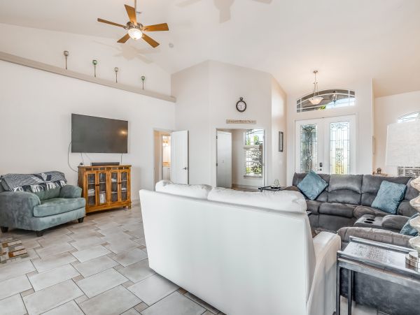 Cape Coral Home 1009707
