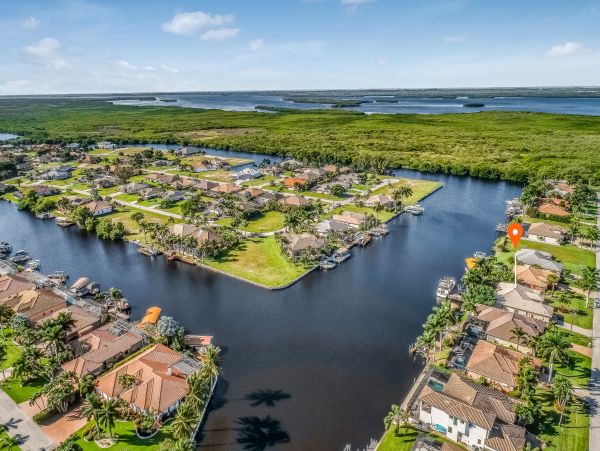 Cape Coral Home 1009707