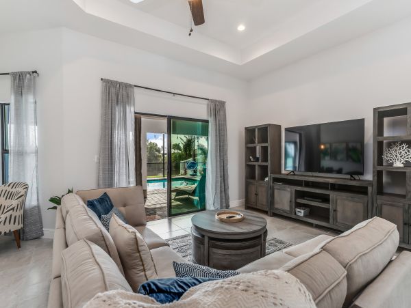 Cape Coral Home 1009708