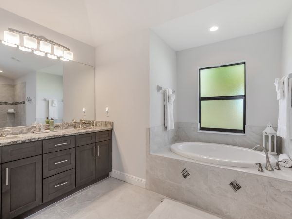Cape Coral Home 1009708