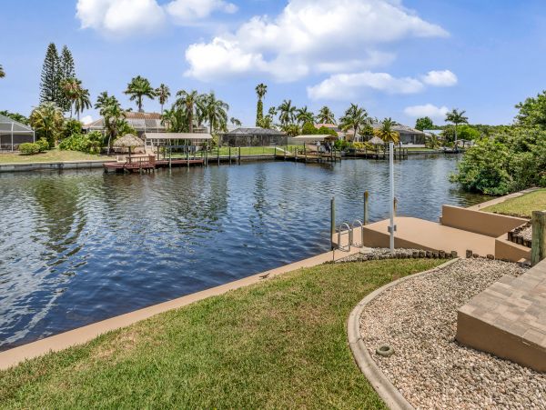 Cape Coral Home 1009710