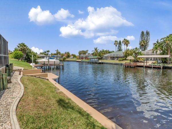 Cape Coral Home 1009710