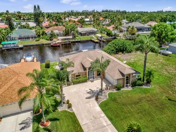 Cape Coral Home 1009710