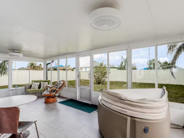 Elegant 3 Bedroom Vacation Home in Cape Coral