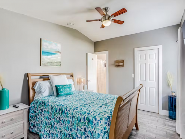 Elegant 3 Bedroom Vacation Home in Cape Coral