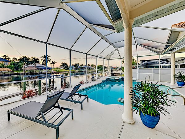 Cape Coral Home 1009712