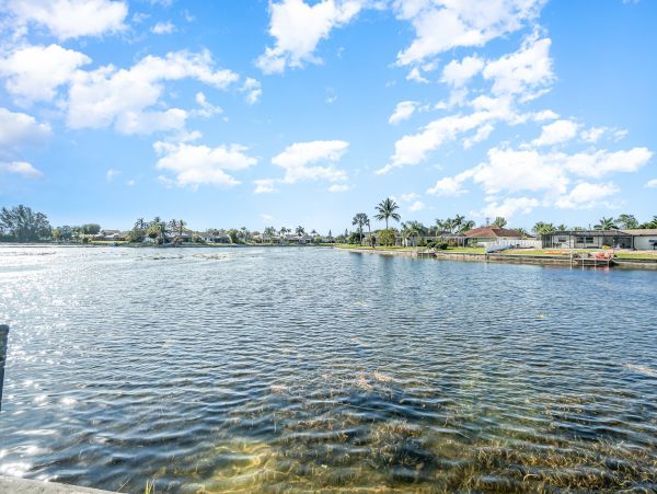 Cape Coral Home 1009713