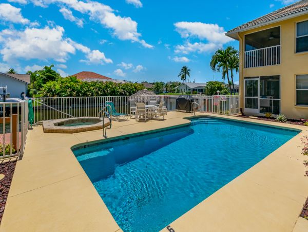 Cape Coral Home 1009714