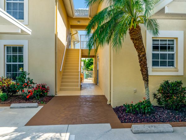 Cape Coral Home 1009714