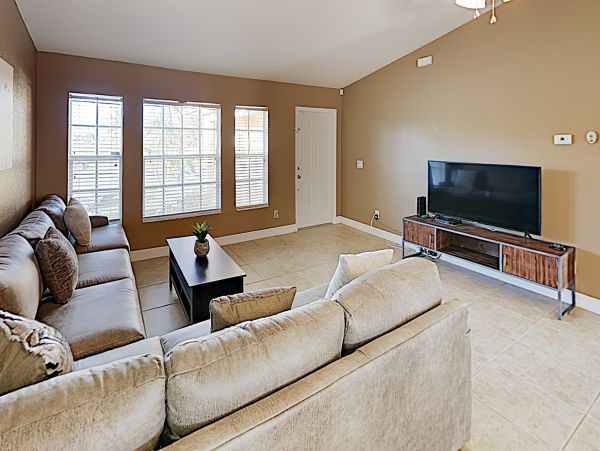 Cape Coral Home 1009717