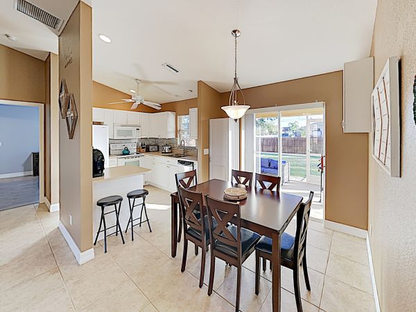 Cape Coral Home 1009717
