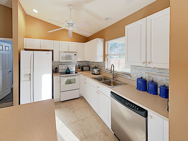 Cape Coral Home 1009717