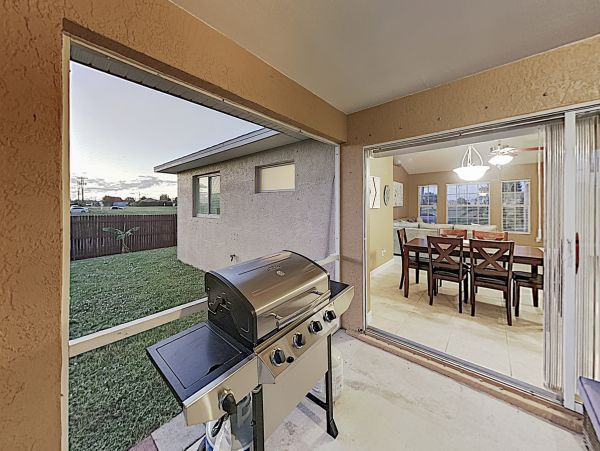 Cape Coral Home 1009717