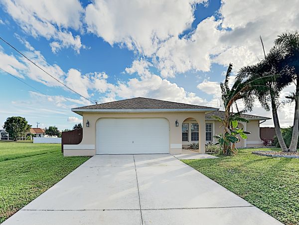 Cape Coral Home 1009717
