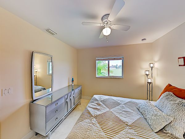 Cape Coral Home 1009718